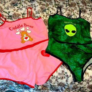 Dolls Kill Horoscopez Current Mood Size 1x Bundle